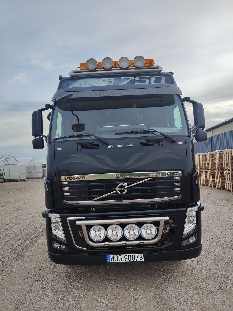 VOLVO FH16 750 do drewna lasu 6X4 2012 ROK