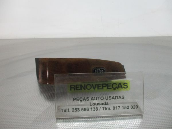 Comando / botão / interruptor vidros frente direito MERCEDES-BENZ Clas