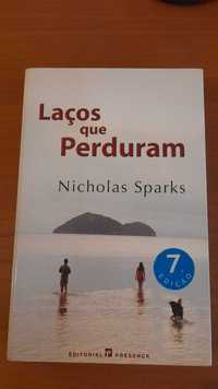 Livro Laços que perduram