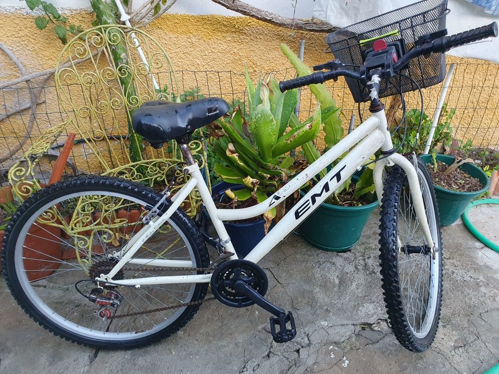 Bicicleta senhora