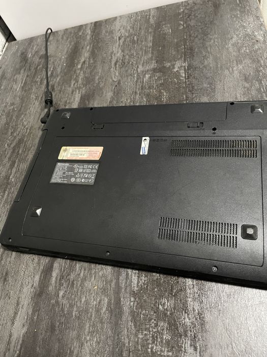 Lenovo z 580 i3 238 gb