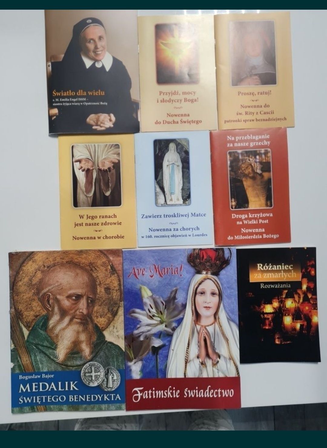 Modlitewniki nowenny książeczki religijne modlitwy zestaw