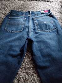 Tommy Jeans spodnie damskie z wysokim stanem w rozmiarze  XL