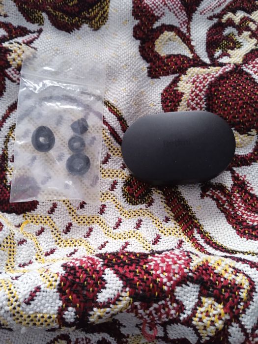 Продам навушники Redmi оригінал!