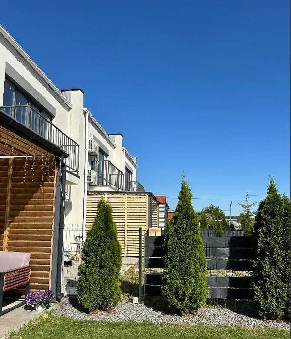 Продам таунхаус Золотые ключи,  ул. Полтавская