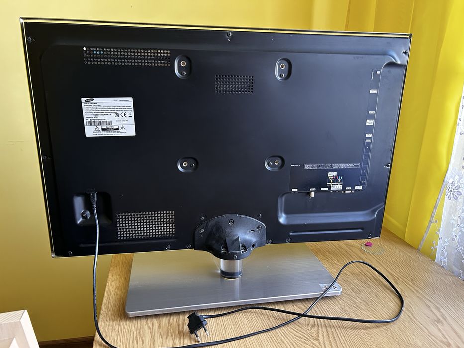 Telewizor Samsung 32” UE32C6000
