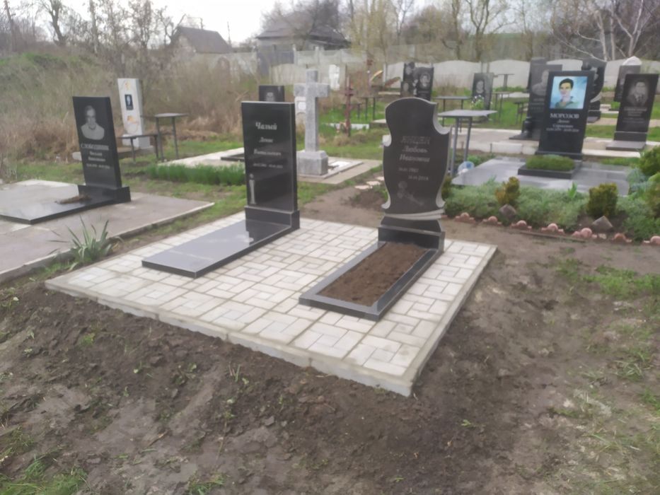 Памятники под ключ Днепр