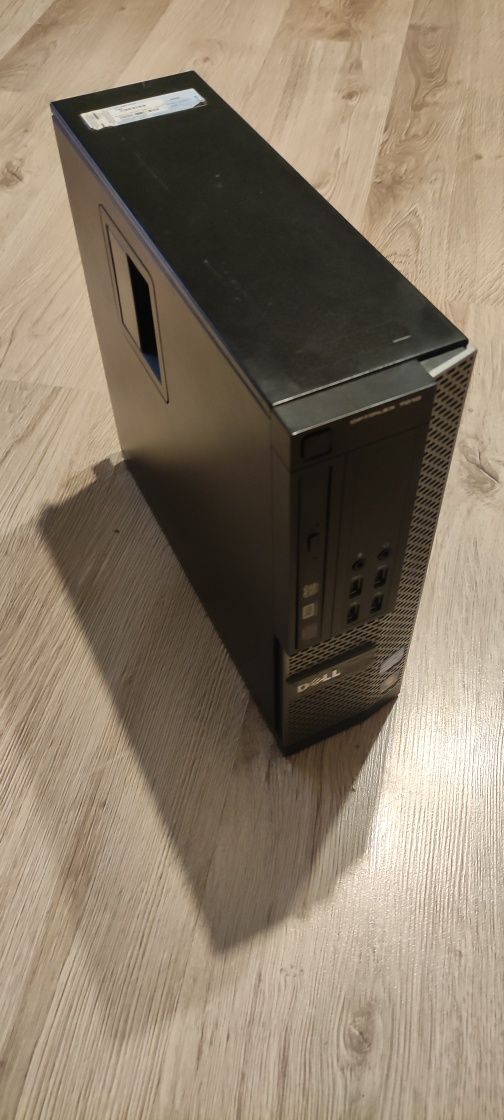 Komputer stacjonarny Dell OptiPlex 7010