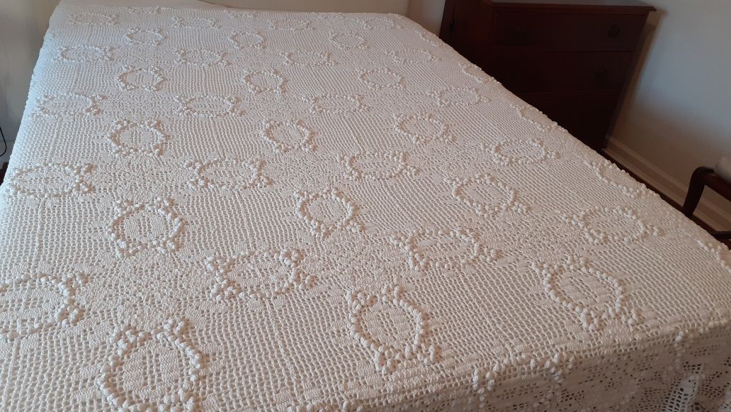Colcha croché 2,20 x 2 m algodão branca