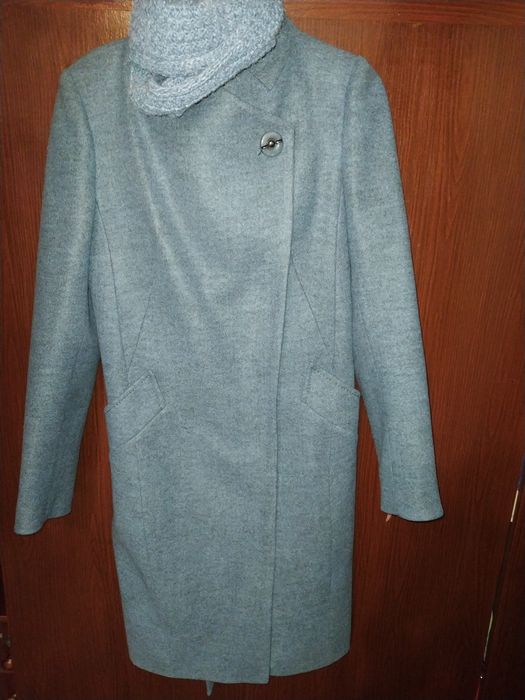 Пальто нове кашемірове