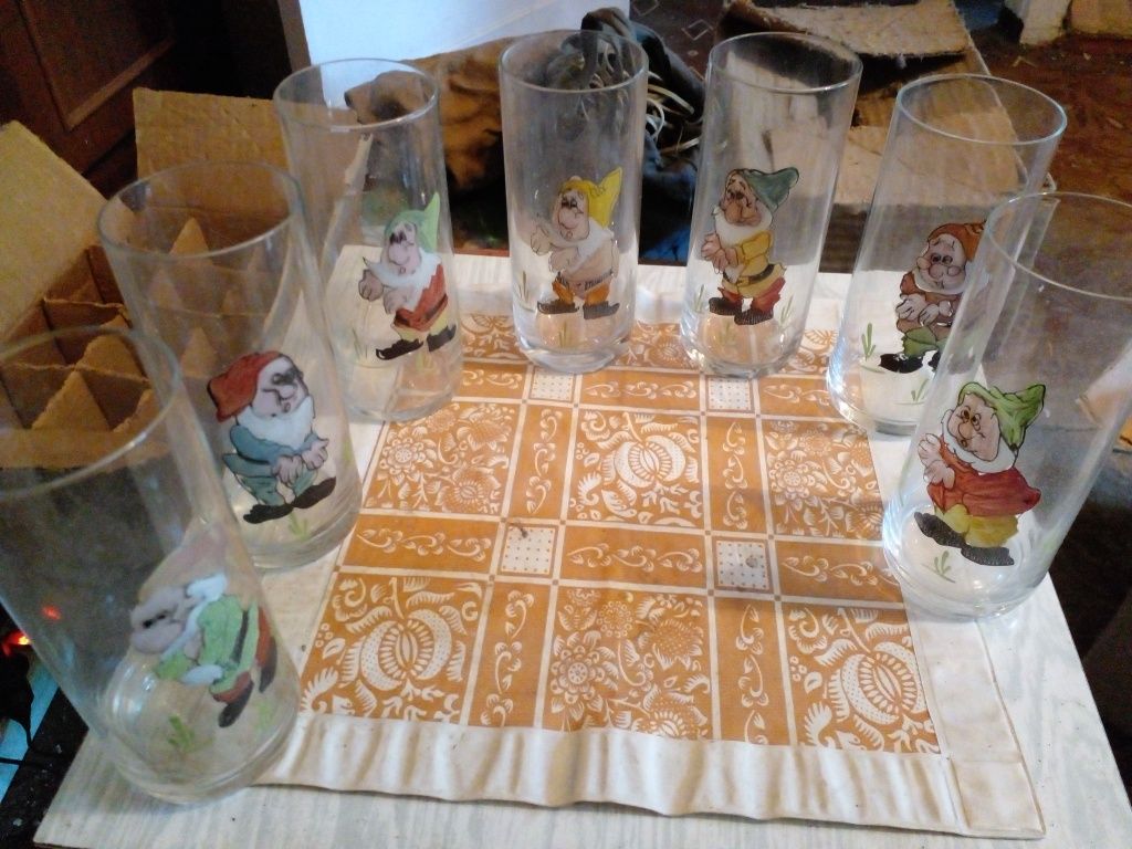 Винтажные стеклянные наборы стаканов