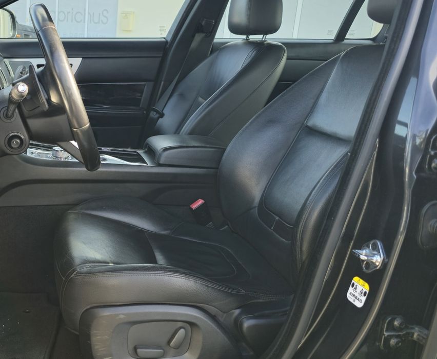 Jaguar xf 2.2d 160 000 klm blak edition R