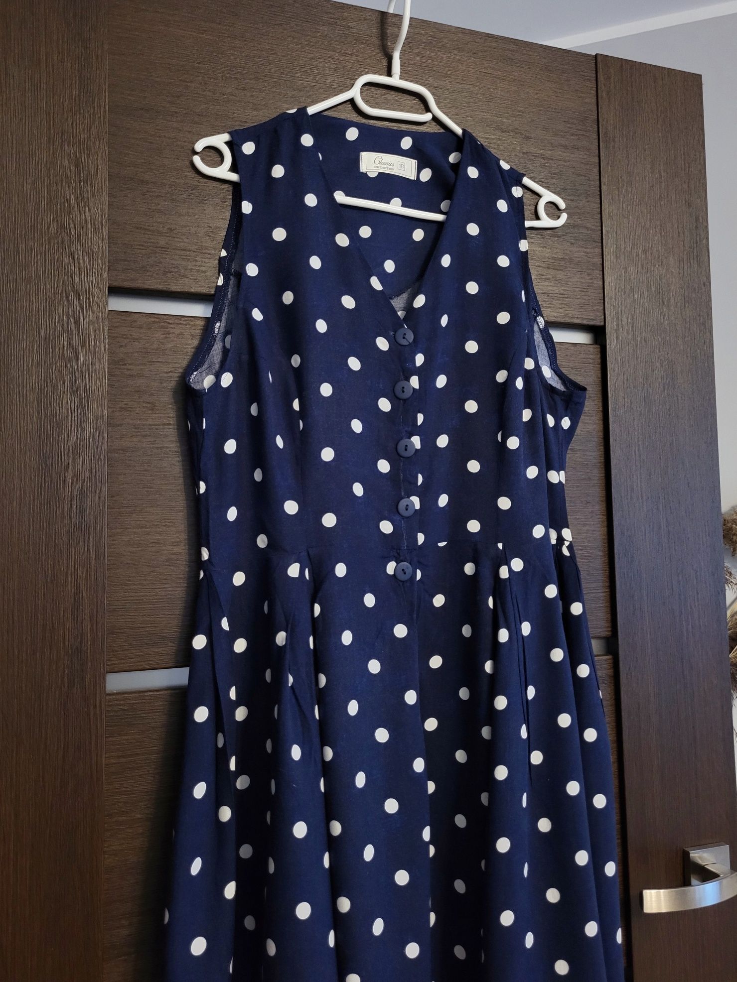 Granatowa sukienka w białe grochy retro vintage wiskoza rozmiar M