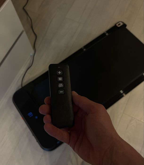 Бігова доріжка 6 км/год, до 90 кг, пульт, Treadmill CI