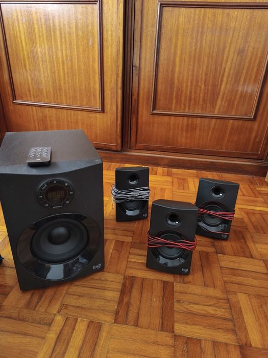 Colunas Logitech Z607 como novas