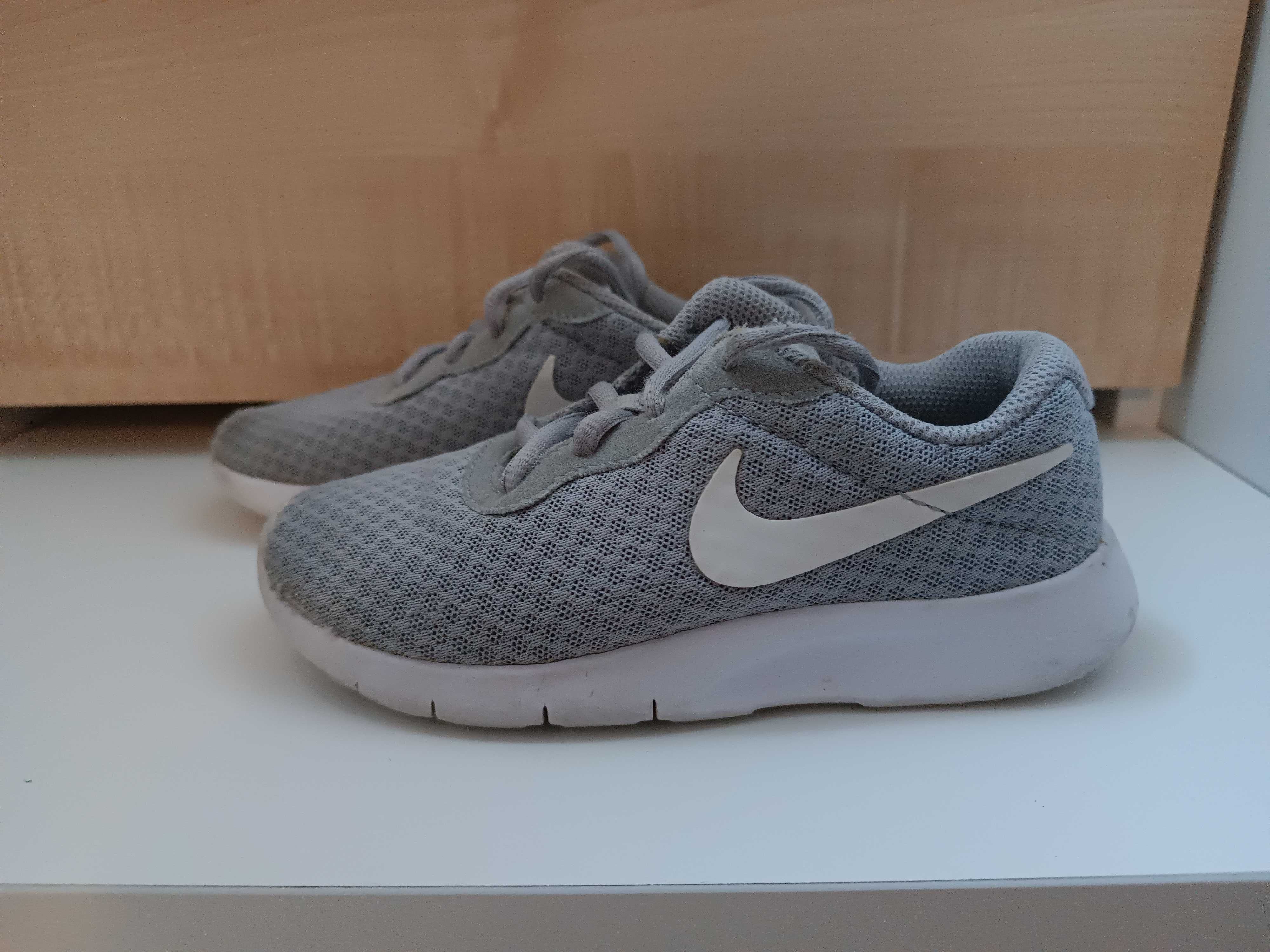 Buty Nike dziecięce 29,5