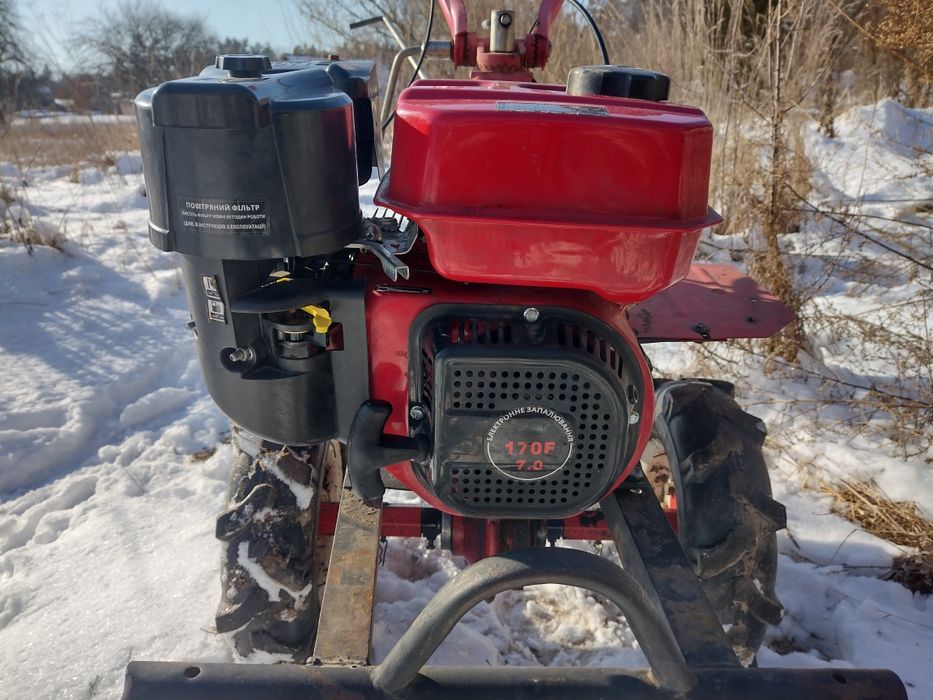 Мотоблок бензиновий мотор новий тільки пройшов обкатку