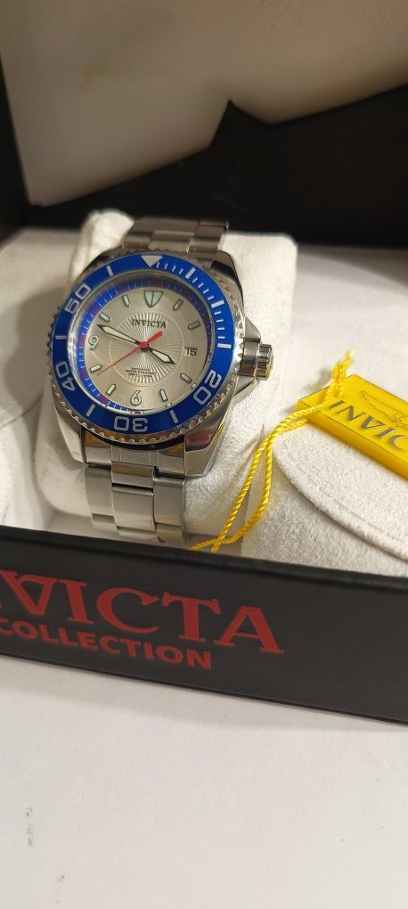 Invicta Automatic Pro Driver 100M