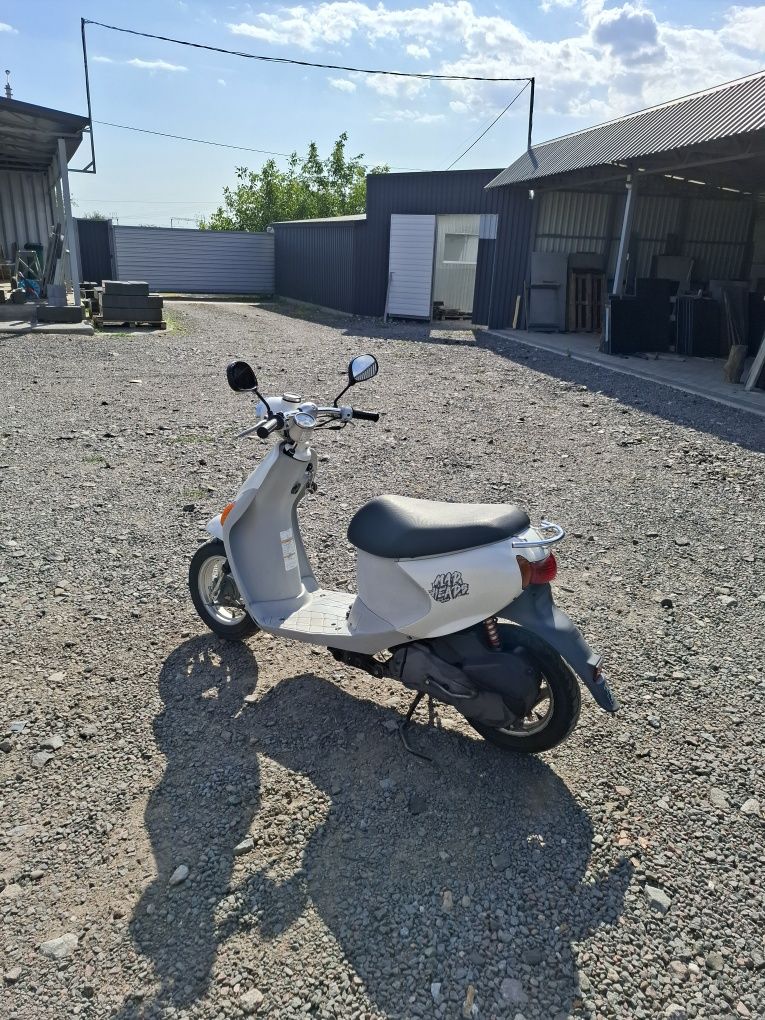 Продам Мопед сузуки летс 4 палет