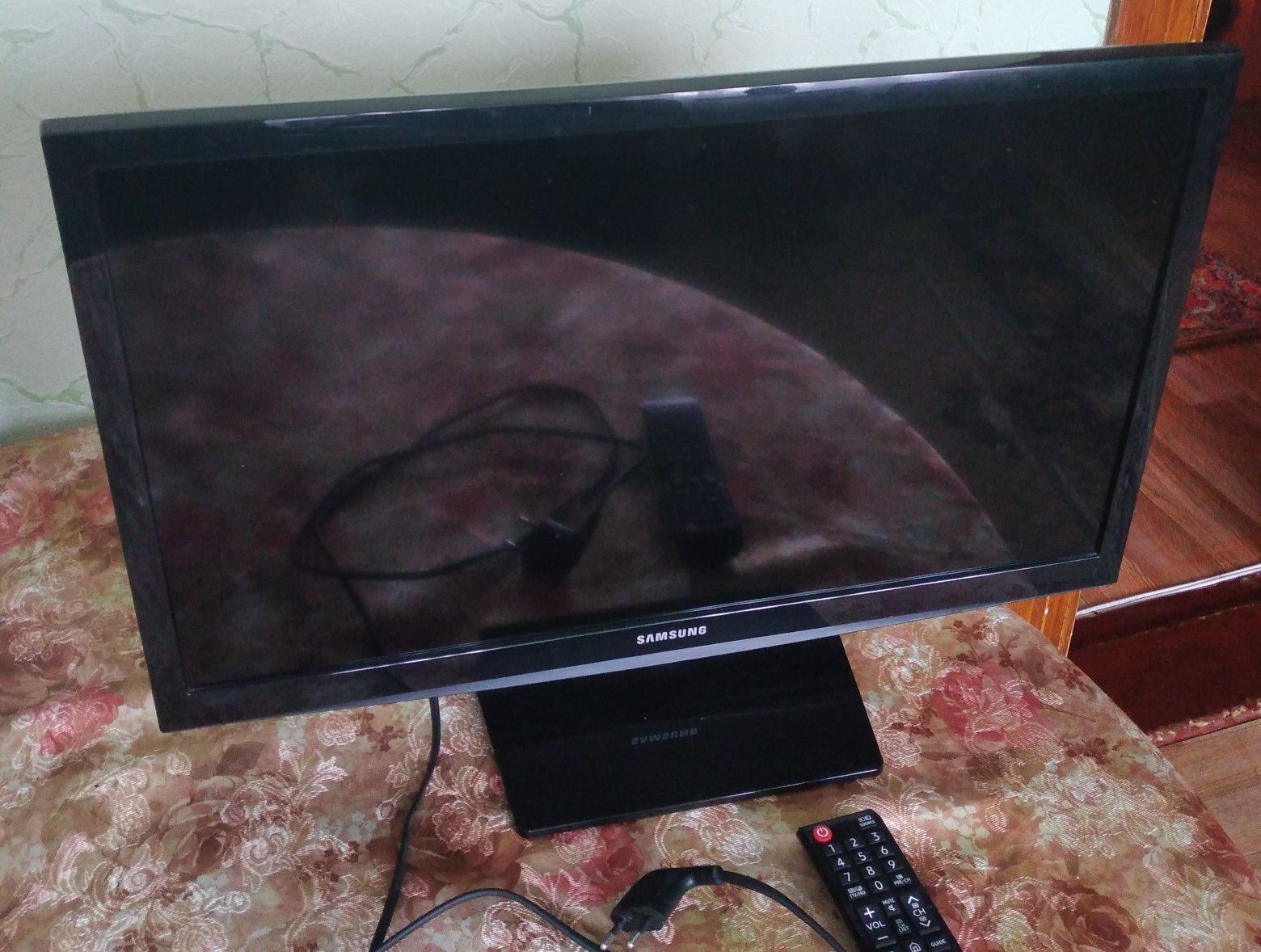 Продам smart  TV Samsung