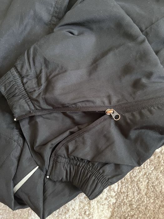 Нейлонові штани Nike