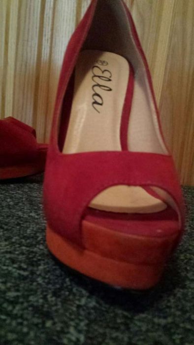 Buty szpilki 38 rozmiar