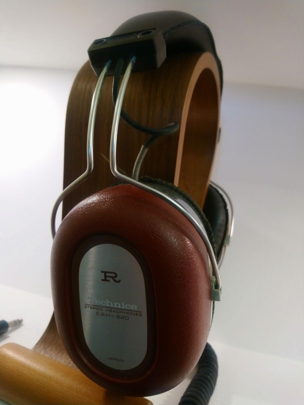 Referencyjne słuchawki nauszne TECHNICS EAH-220 Idealny stan