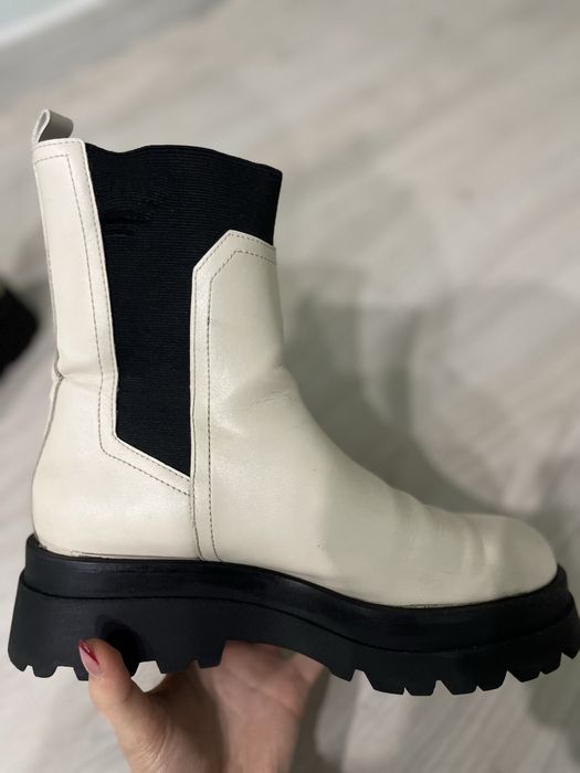 Зимнє шкіряне взуття