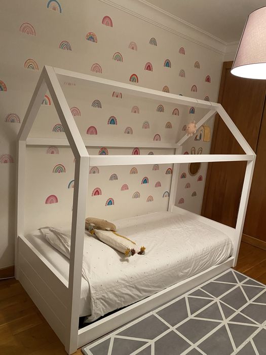 Cama casinha Montessori como nova