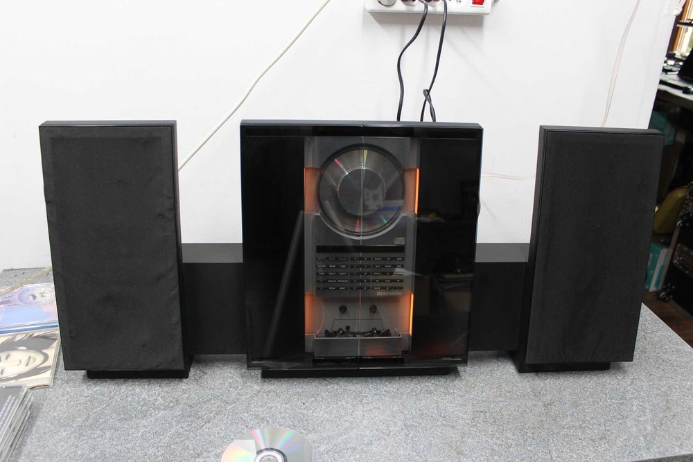 Wieża Bang & Olufsen
