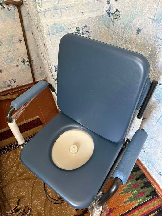 Стілець - туалет