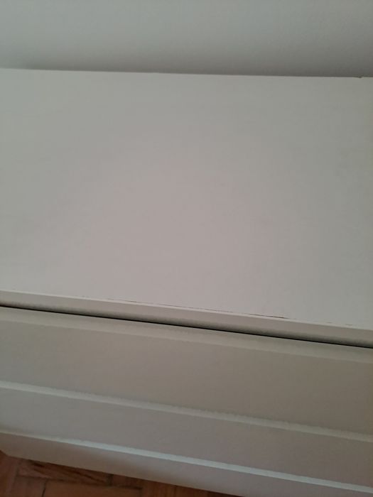 Cómoda IKEA MALM 3 gavetas – branco – com alguma utilização
