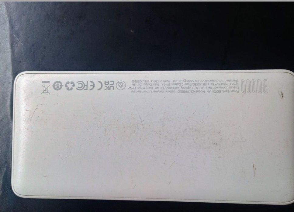 Продам павербанк на 30000