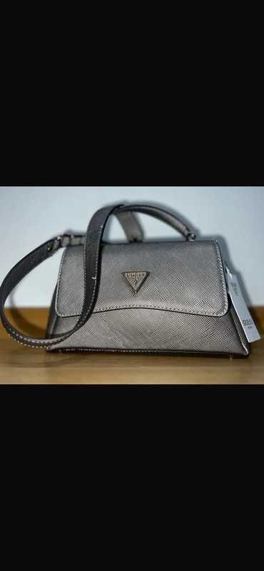 Mala GUESS nova c/etiqueta