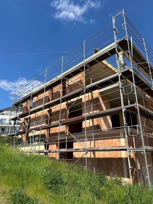 Будівництво будинків під ключ | DOMiQ