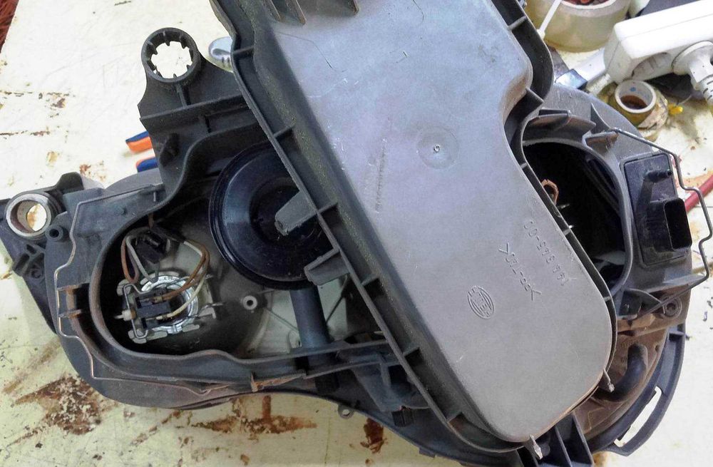 Farol Mercedes E 220 Ano de 1999