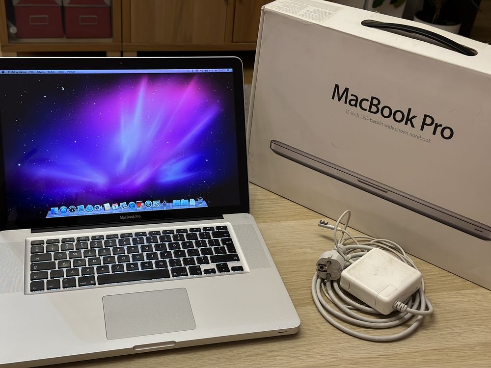 Apple MacBook Pro A1286 MC721PL/A, IntelCore I7 2GHz, 8 GB Ram