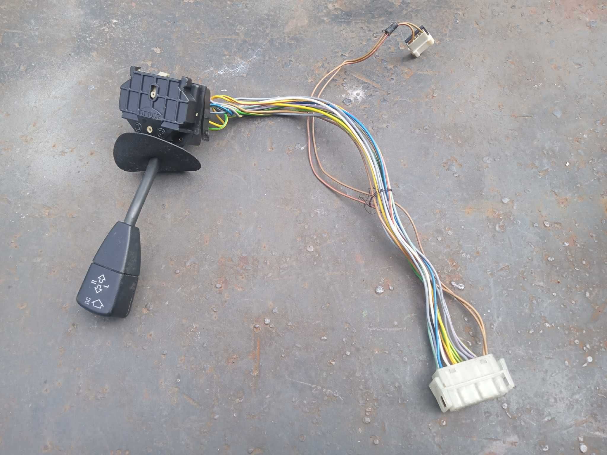 Komputer pokładowy OBC + wtyczka BMW E36 Compact/Z3 R4 1.6 1.8 1.9