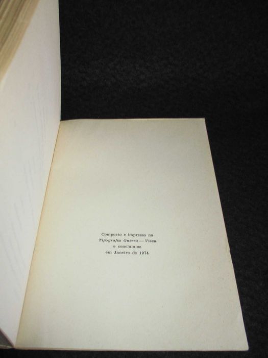Livro Linguagem e Conhecimento Adam Schaff