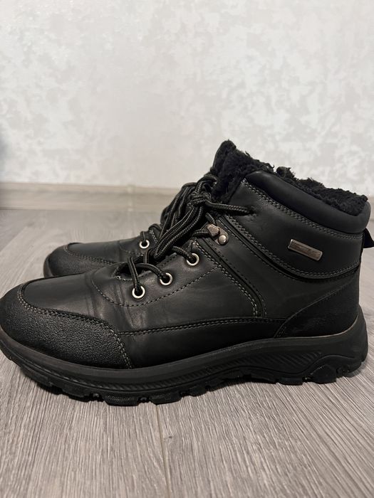 Чоловічі зимові черевики JTRAND