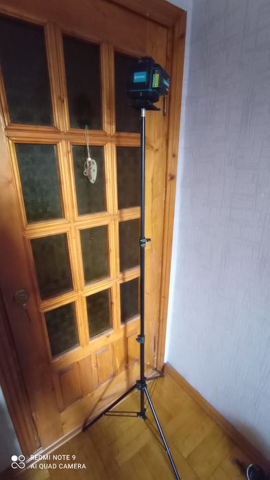 Штатив для лазерного рівня (телефону)