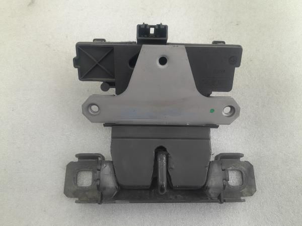 Fechadura / fecho da mala VOLVO V50 (MW)