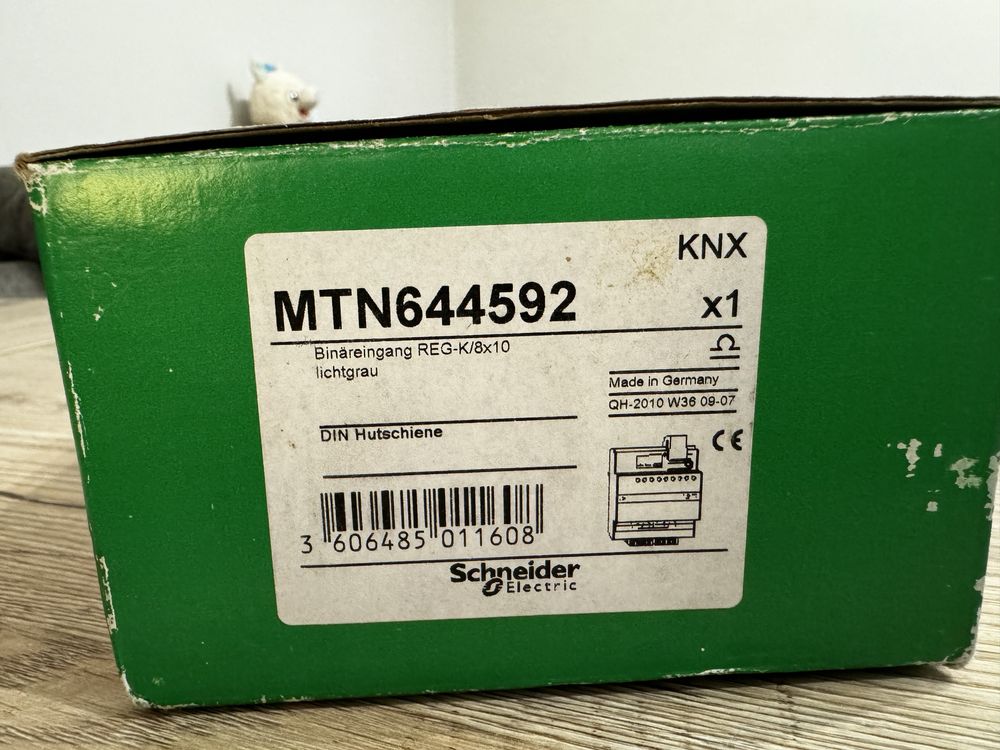 KNX бінарний вхід Schneider REG-K/8X10, (MTN644592)