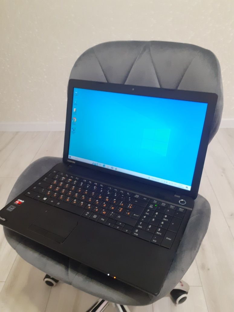 Ноутбук Toshiba  C 50-D