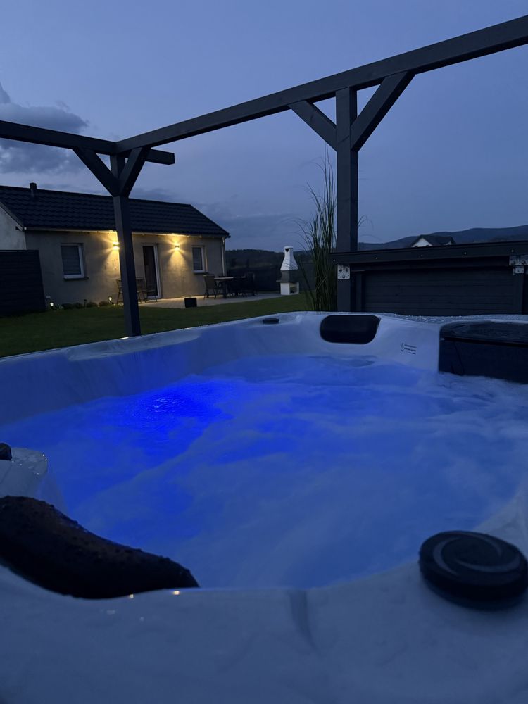 Domek w karkonoszach z widokiem na Śnieżkę jacuzzi w cenie