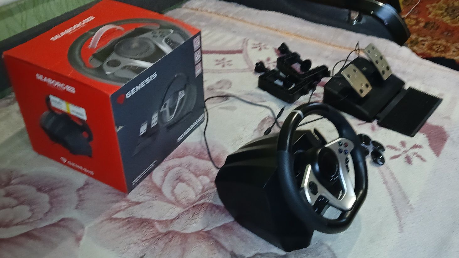 Игровой руль Genesis Seaborg 400