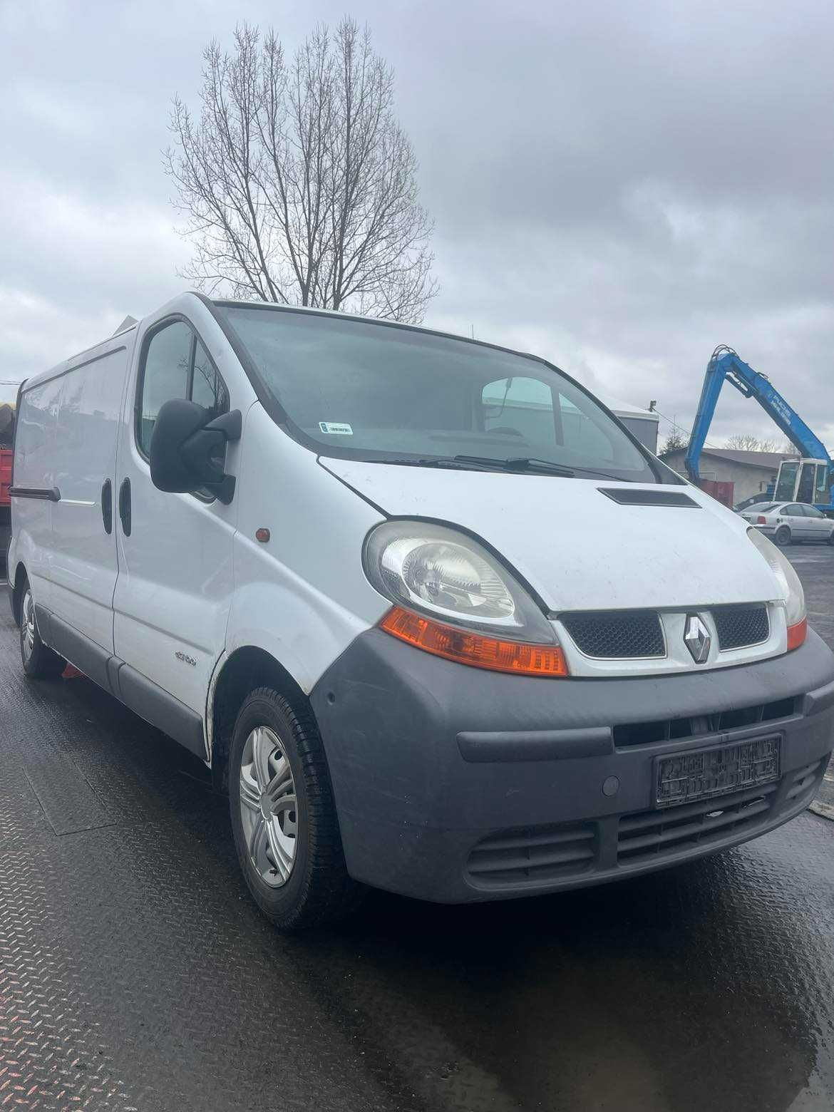 Renault Trafic 1.9 DCI 2004r, części