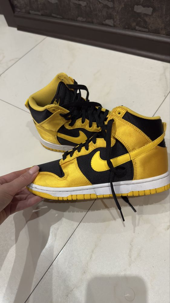 Жіночі кросівки Nike. Оригінал.