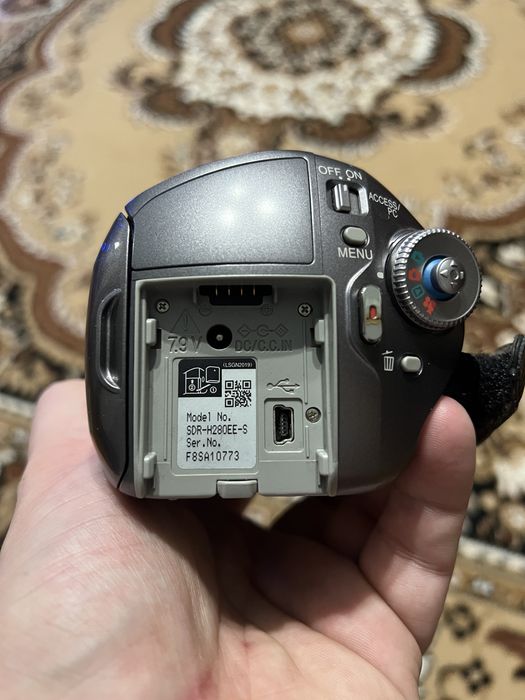 Видеокамера Panasonic SDR-H280