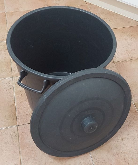 BALDE EM PVC MULTIUSOS 60LT.Casa,Quarto,Arrumação,Construção.